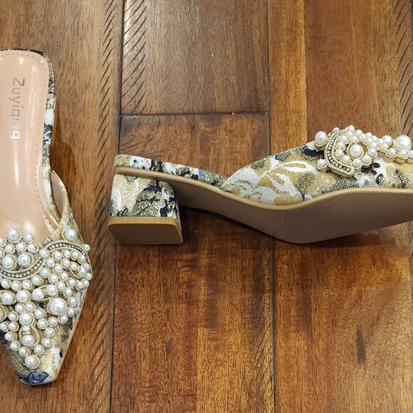 Women's Pointed Toe Kitten Heels Mules Sandals Slip On Pearls Decor Backless NIB - Picture 5 of 9